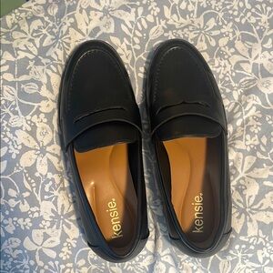 Kensie Elegant Black Loafers size 7/7.5